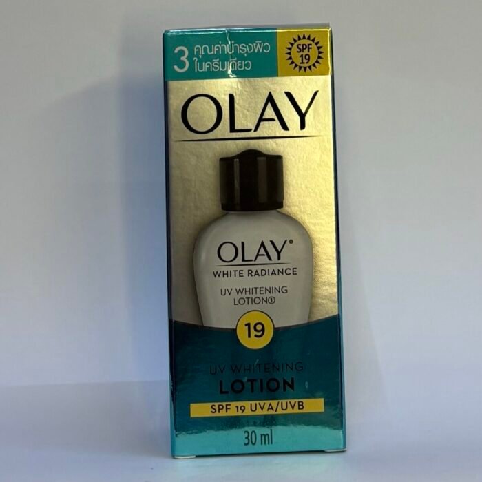 travel-size bottle of Olay White Radiance UV Whitening Lotion with SPF 19.