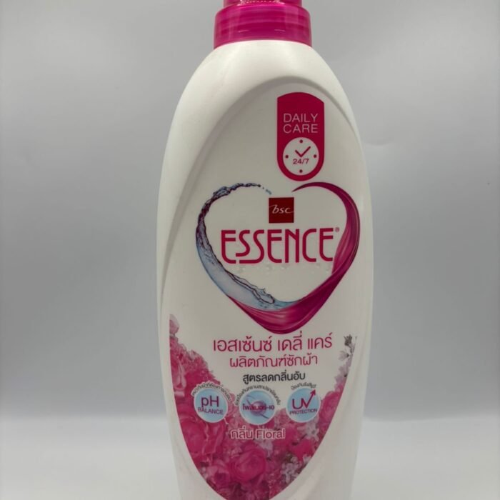 Daily Care Clothes Soap Floral Scent-Essence 900ml